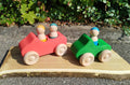 2er-Set Holzautos mit Figuren